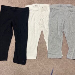 Girls knit capris